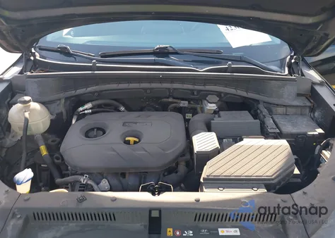 2020 Hyundai Tucson Value z USA, uszkodzony, nr VIN KM8J33A40LU233903